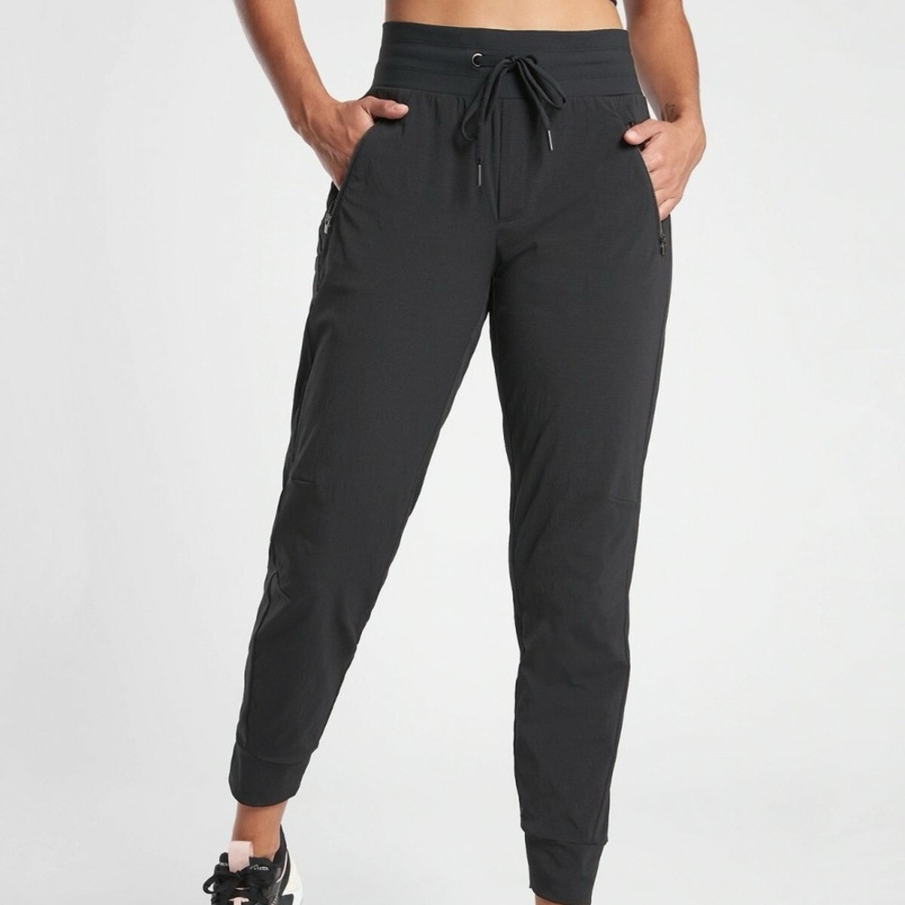 Athleta Trekkie North Joggers Black Drawstring
